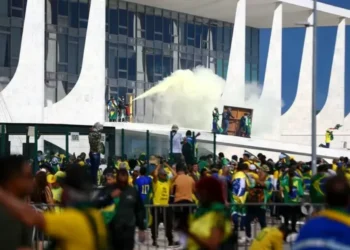 STF substitui penas de 542 condenados pelos atos de 8 de janeiro