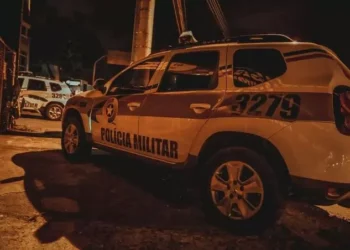 Após receber denúncia de ameaça, PM prende homem com mandado de prisão em Indaial 