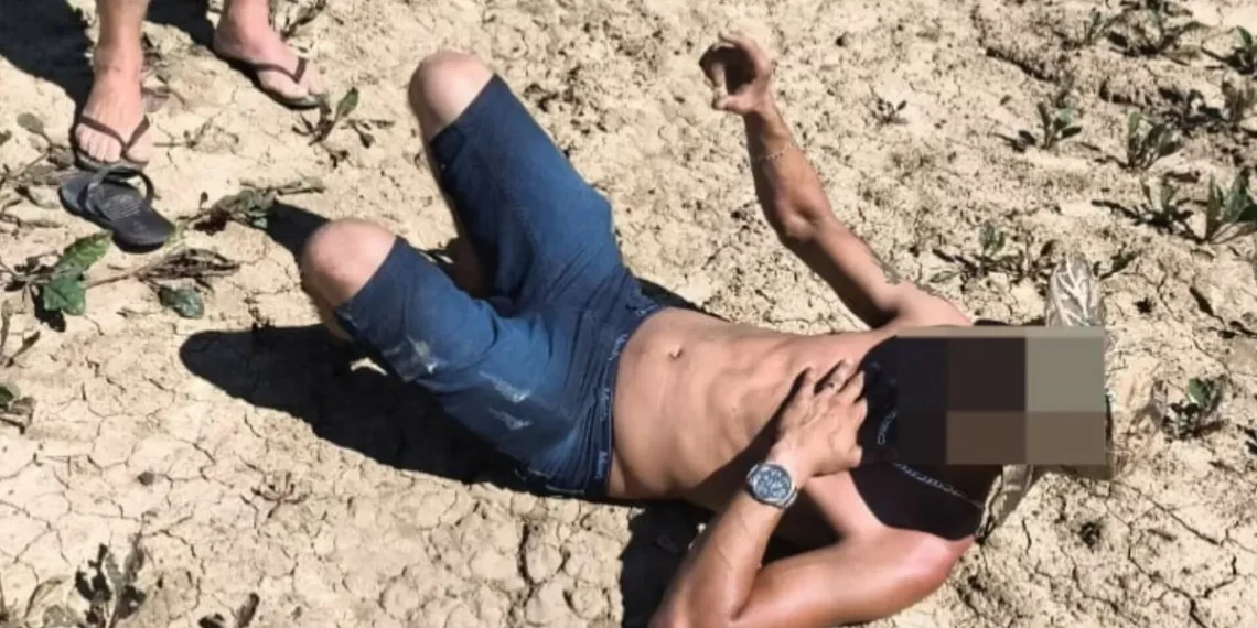 Homem com facão é baleado por vizinho durante tentativa de furto em casas de SC