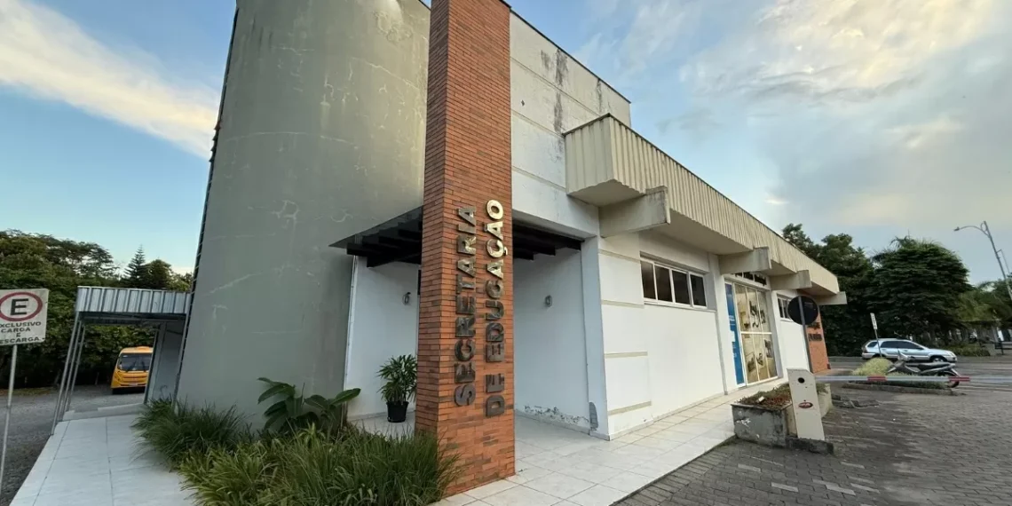 Timbó abre inscrições para programa de educação para pessoas acima de 15 anos