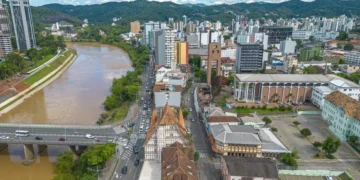 Blumenau registra 929 novas vagas de emprego em fevereiro