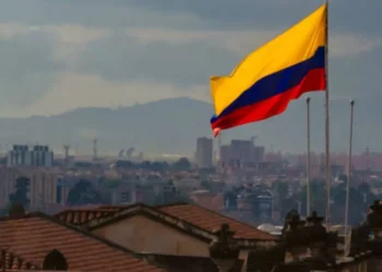Amarillo, azul y rojo: ¿Qué significan los colores en la bandera de Colombia?