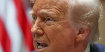 Trump diz que teve conversa produtiva com premiê do Canadá