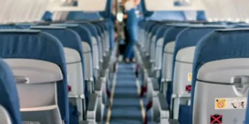 ‘Persona precavida vale por dos’: los asientos más seguros para viajar en avión