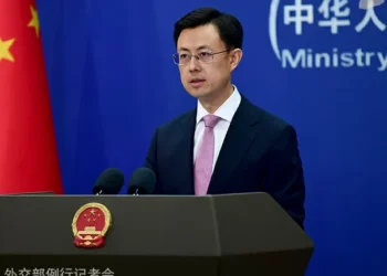 China reafirma não estar negociando sobre tarifas com EUA e pede fim de ‘confusão’