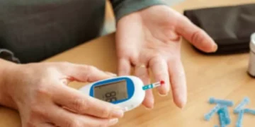 ¿Cómo se regula el azúcar o la glucosa en el cuerpo?