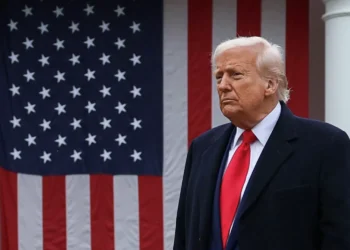 Governo Trump: Senado aprova estrutura para corte de gastos e isenções fiscais