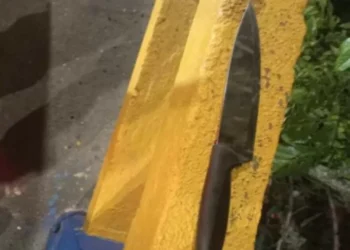 Homem é detido após invadir residência armado com faca e ameaçar moradores em Rio do Sul