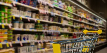 Setor supermercadista fatura R$ 1,067 tri em 2024, equivalente a 9% do PIB, diz Abras