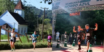 A Corrida 10 Milhas do Morro Azul reuniu mais de 400 atletas em Timbó