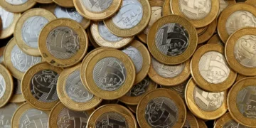 Governo central tem superávit primário de R$ 1,1 bi em março