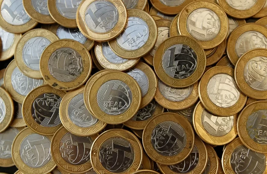 Governo central tem superávit primário de R$ 1,1 bi em março