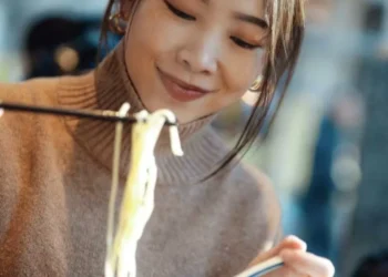 Mejora la digestión: el extraño método de los japoneses para ‘bajar de peso’