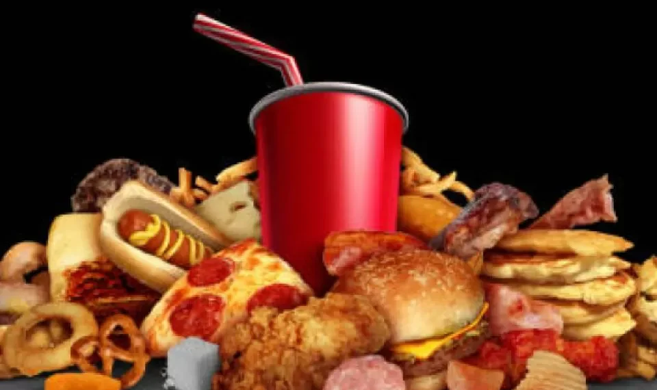 Los tres alimentos ultraprocesados que ‘pueden acabar con su vida’, según médicos