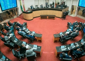 Alesc aprova aumento de 21,5% para servidores da Segurança de SC