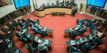 Alesc aprova aumento de 21,5% para servidores da Segurança de SC