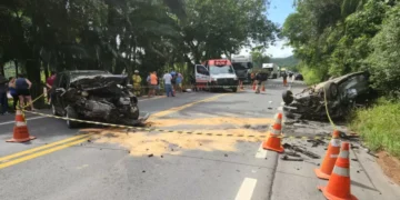 Dois óbitos são registrados em acidente envolvendo 3 veículos na BR-470 em Apiúna