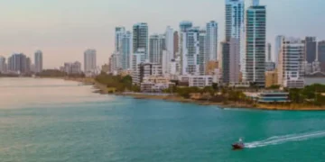 ¿Cuál es la playa más fea para Semana Santa en Colombia, según la IA?