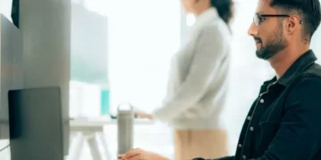 ¿Cuánto gana en Colombia un Ingeniero de Sistemas?