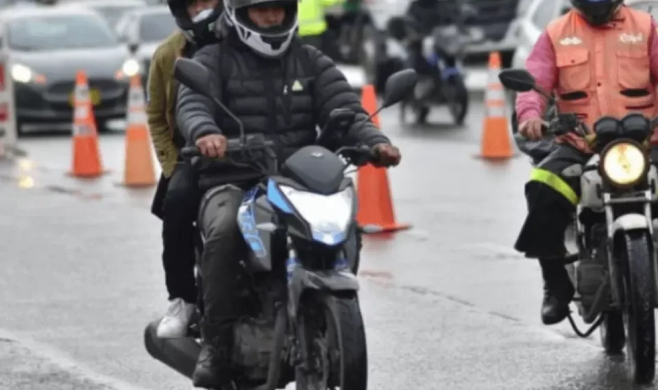 El día de la semana que más debe cuidarse al manejar en Bogotá: hay más accidentes