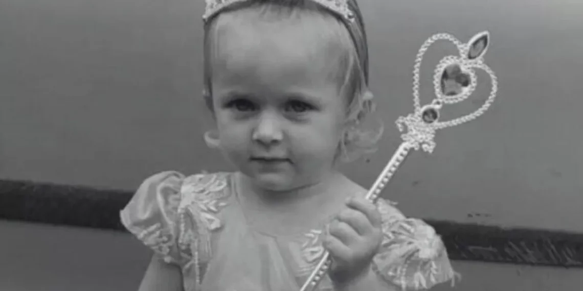 Menina de 2 anos morre após ser atropelada por trator em SC