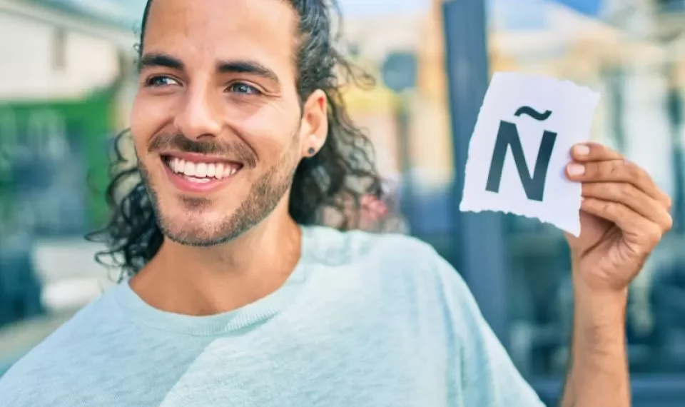 La única y curiosa historia de la Ñ, una letra que no existe en varios idiomas