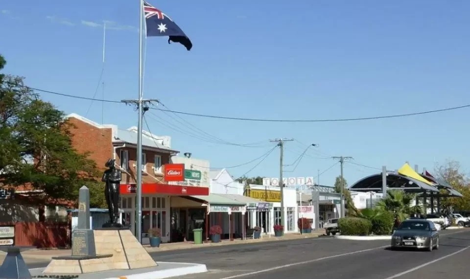 El pueblo extranjero que ofreció empleo por más de 400.000 euros y vivienda