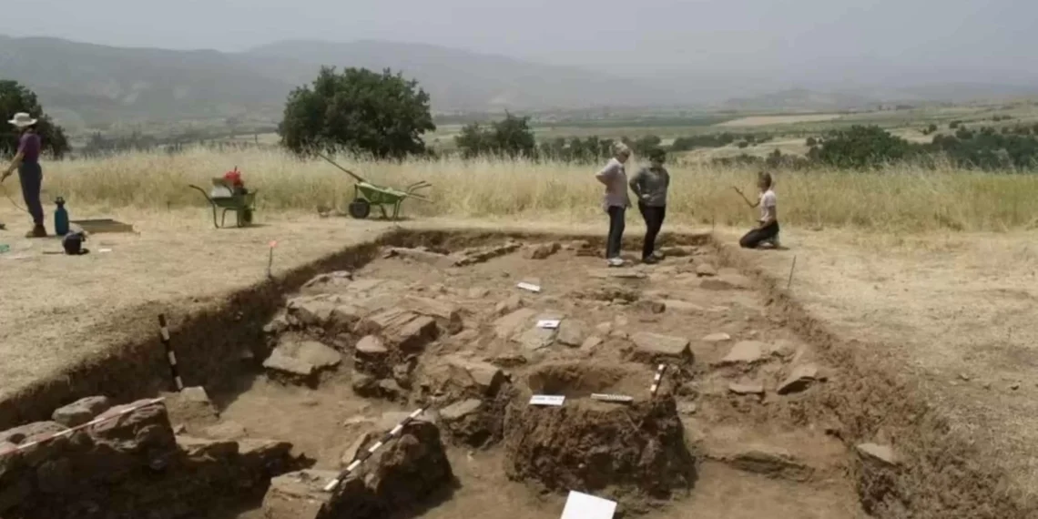 Ruínas de cidade ancestral ligada a Alexandre, o Grande, são encontradas