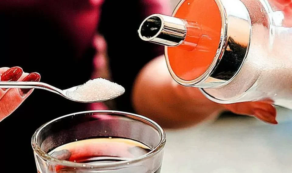 Bebidas dietéticas: estudio revela que los edulcorantes aumentan el apetito