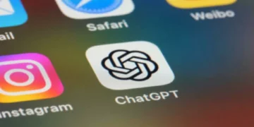 ¿Usted utiliza ChatGPT? Esta es la cantidad de agua que consume la IA para funcionar