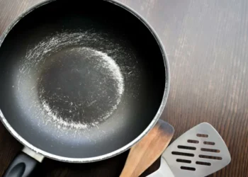 ¿Cuál es la vida útil de una sartén? Téngalo en cuenta