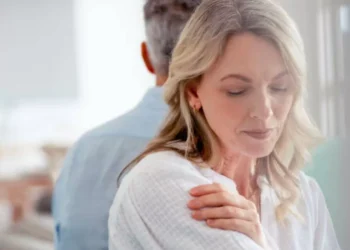 Relación liana: qué es y cuáles son los riesgos de estar en una, según sexóloga