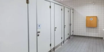 Homem é denunciado por ato obsceno em banheiro de shopping em Jaraguá do Sul