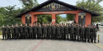 Desfile, homenagens e Henry Paul lotado: veja como foi o Dia da Vitória em Timbó