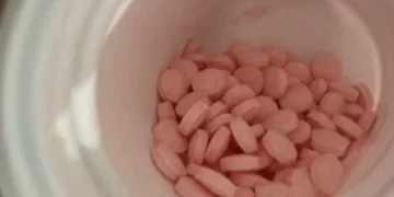 ¿Qué le pasa a mi cuerpo si tomo melatonina? Lo que dicen los expertos