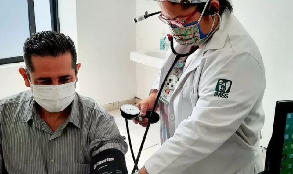 ¿Cuáles son las causas de la hipertensión, según expertos en salud?