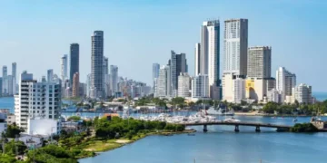 ¿Cuál debería ser la capital de Bolívar si no fuera Cartagena, según la IA?