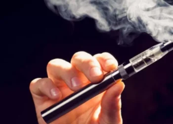 Preocupación médica: pediatras advierten sobre los daños del vapeo en jóvenes