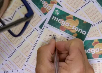 Aposta de Blumenau acerta cinco números da Mega-Sena e fatura R$ 27 mil