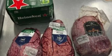 Homem é detido após furtar picanhas e cervejas em supermercado de Blumenau