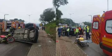 Carro capota em desnível na Estrada Blumenau, em Rio do Sul; duas pessoas ficam feridas