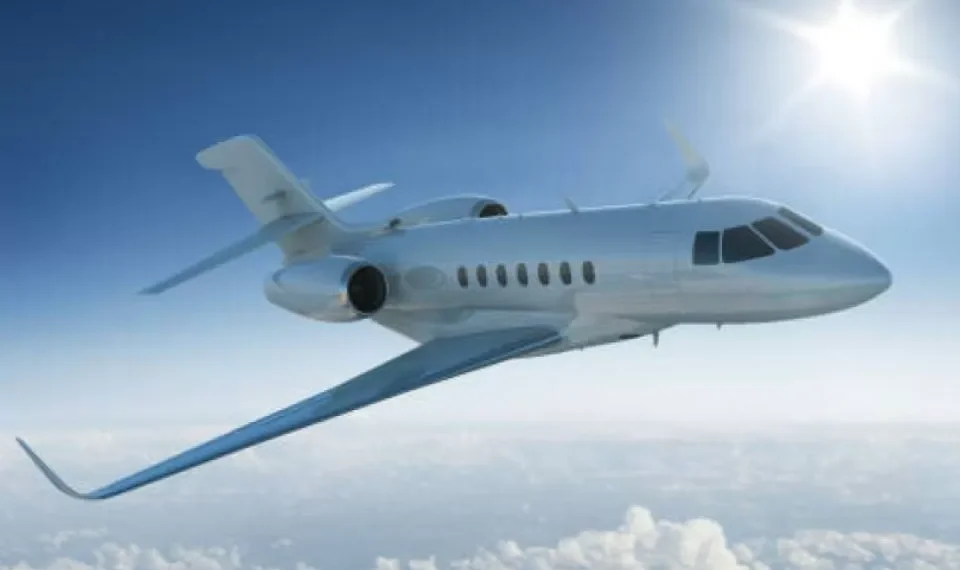¿Cuánto cuesta alquilar un avión privado en Colombia?