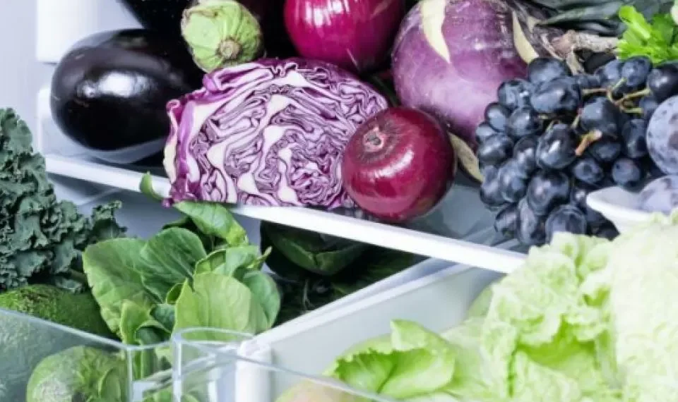 Alimentos que no debería guardar nunca juntos para evitar que se dañen