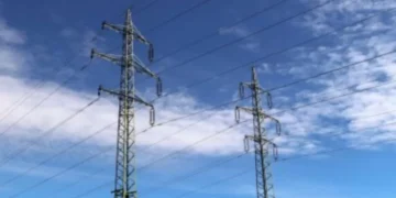 Conta de luz vai ficar mais cara em junho com bandeira vermelha, anuncia Aneel