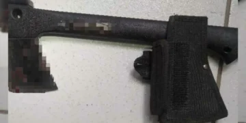 Homem é agredido com machadinha pelo próprio filho em Blumenau e segue internado na UTI