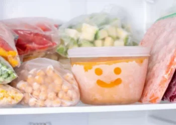 Los alimentos que se recomienda congelar antes de calentar y consumir para adelgazar