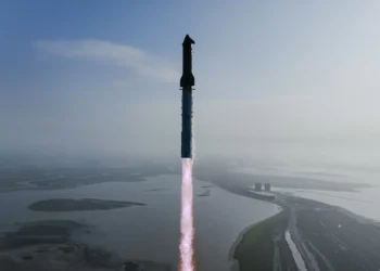 SpaceX deve investigar voo fracassado da Starship, exige FAA