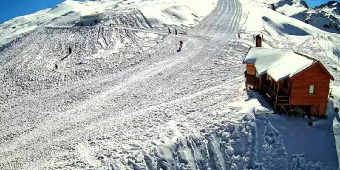 Turistas do RS enfrentam forte nevasca e -8ºC no Chile