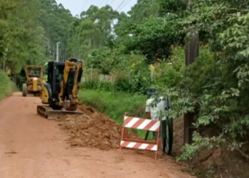 Moradores de área rural de Ascurra recebem rede de água tratada pela 1ª vez