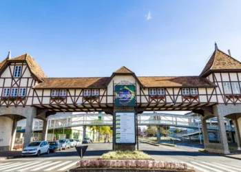 Trânsito de Blumenau tem alterações durante Feriadão